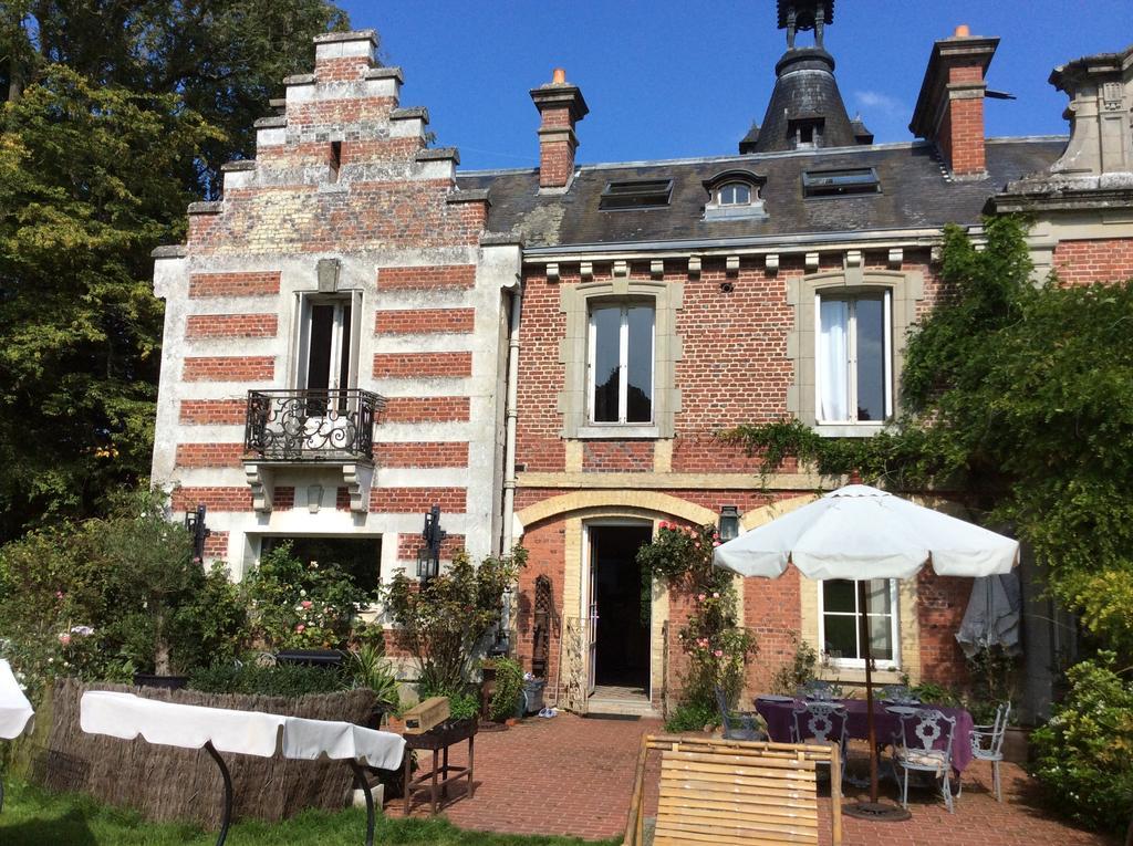 Chateau De Bertreville Panzió Kültér fotó